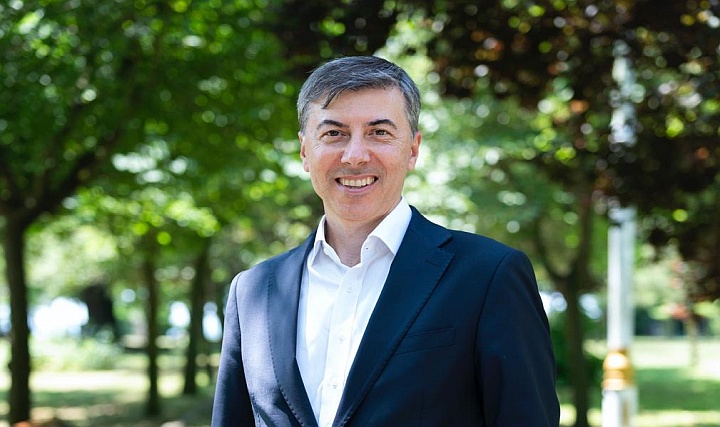 Murat Savcı; "Bu sene, yenilikçilik vizyonumuzun sonucu 3 ayrı ödüle layık görülmek bizleri gururlandırmıştır" Murat Savcı; "Bu sene, yenilikçilik vizyonumuzun sonucu 3 ayrı ödüle layık görülmek bizleri gururlandırmıştır"