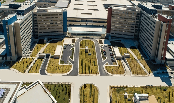 Modern Sağlık Yapılarında Sürdürülebilir Yeşil Çatılar