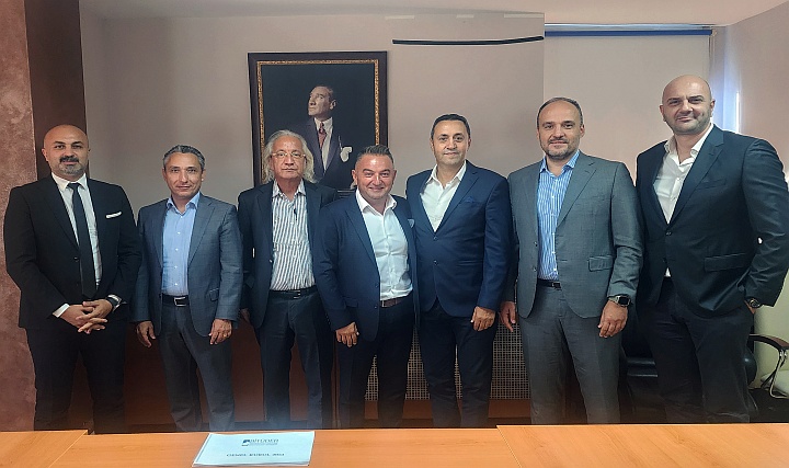 BİTÜDER Genel Kurulunda Alper Doğruer Yeniden Seçildi BİTÜDER Genel Kurulunda Alper Doğruer Yeniden Seçildi