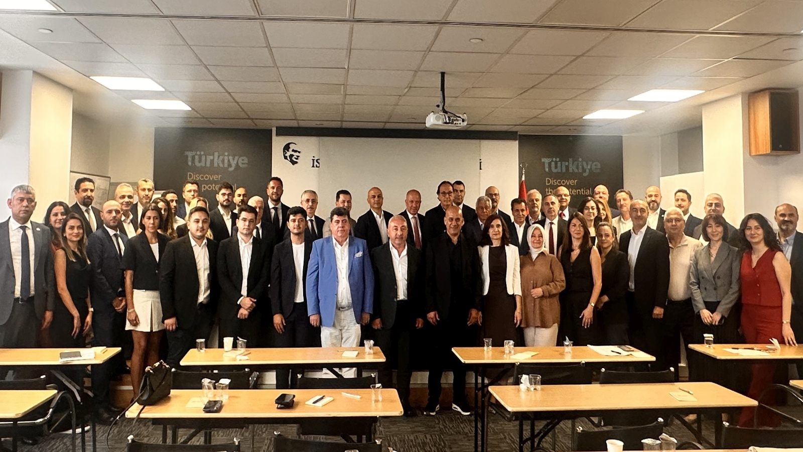 Cam sektörü solar cam üretim kapasitesini 5 katına çıkardı