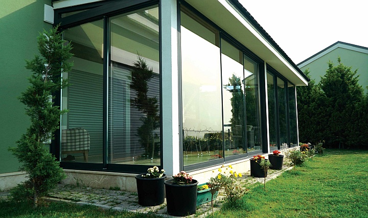 Egepen Deceuninck, Cam Balkon Sistemleriyle Enerji Tasarrufuna Katkı Sağlıyor Egepen Deceuninck, Cam Balkon Sistemleriyle Enerji Tasarrufuna Katkı Sağlıyor