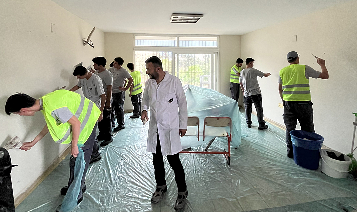 Filli Boya, Dow Türkiye ve Ahbap'ın "Birlikte Ustayız" Programı İlk Adımını Hatay'da Attı class=