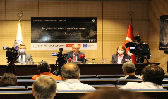 İnşaat Mühendisleri İstanbul Şubesi'nden Beklenen Marmara Depremi için Seferberlik Çağrısı