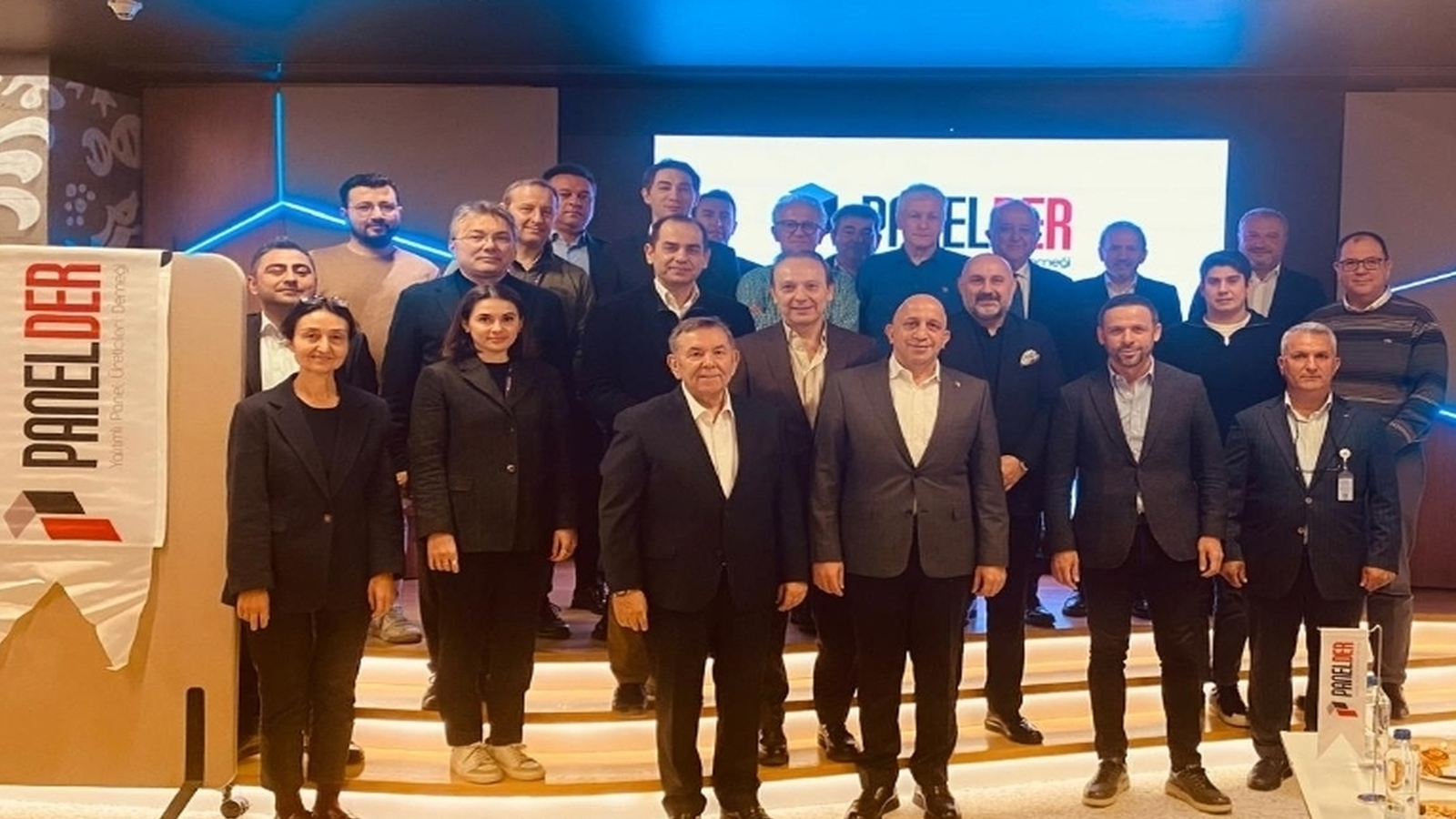 PANELDER 6. Olağan Genel Kurulu'nda Yeni Yönetim Kurulu Belirlendi