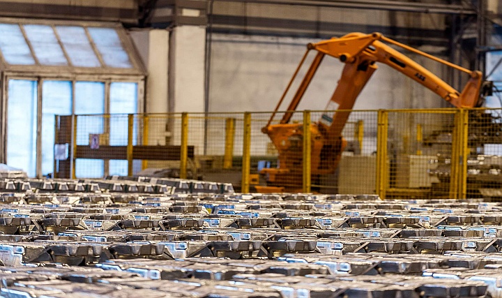 RUSAL, Üretimde Yapay Zeka Destekli Takip Sistemine Geçiyor