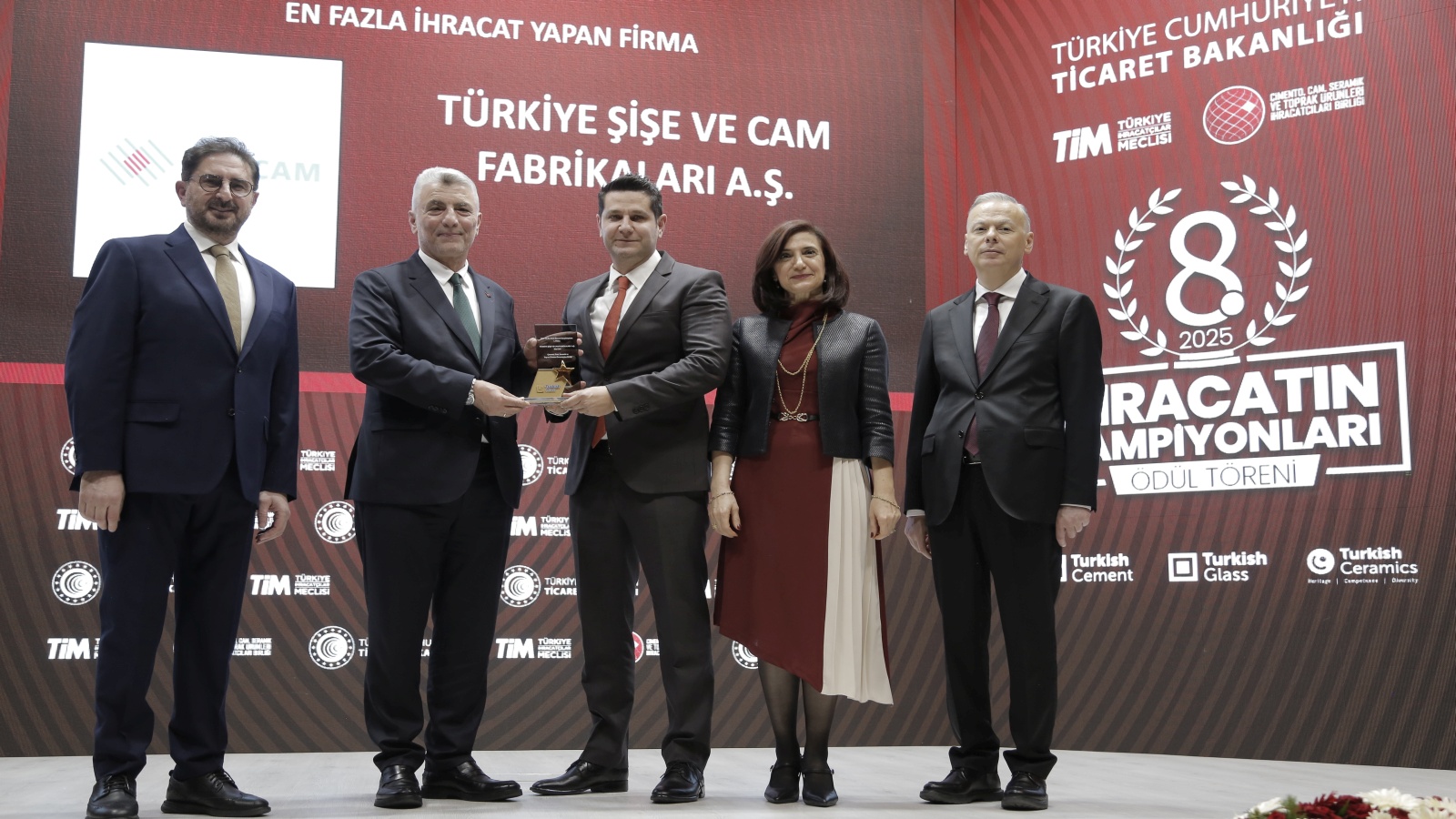 Şişecam İhracat Şampiyonluğunu 3 Ödülle Tescilledi