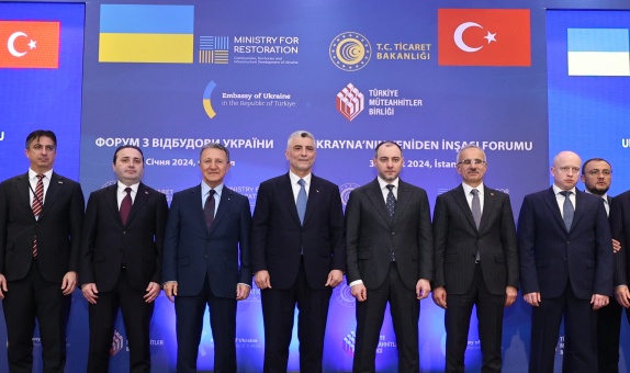 Türk Müteahhitler Ukrayna'yı Yeniden İnşa Edecek