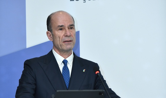 Türkiye İMSAD'ın Yeni Dönem Başkanı Yeniden Tayfun Küçükoğlu Oldu Türkiye İMSAD'ın Yeni Dönem Başkanı Yeniden Tayfun Küçükoğlu Oldu