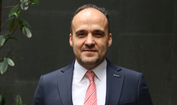 Yalıtımsız Binaların Ekonomiye Yükü Yılda 12 - 15 Milyar Dolar Arasında Yalıtımsız Binaların Ekonomiye Yükü Yılda 12 - 15 Milyar Dolar Arasında