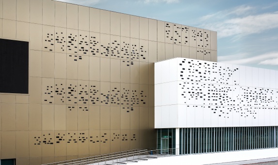 Neşet Ertaş Kültür Merkezi