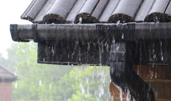 Çatı Kaplama Malzemelerinin Yağış Suyu Toplanmasına Etkisinin İncelenmesi Çatı Kaplama Malzemelerinin Yağış Suyu Toplanmasına Etkisinin İncelenmesi