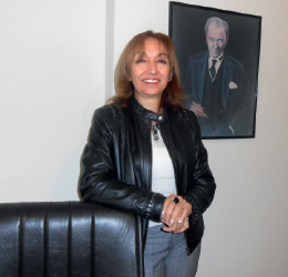 PÜKAD Genel Sekreteri Aynur Acar: PÜKAD Genel Sekreteri Aynur Acar: