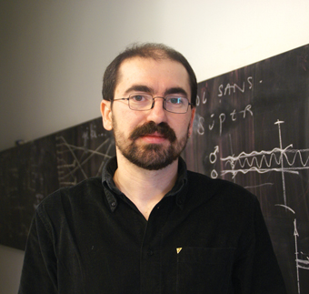 Boğaçhan Dündaralp: '	Yapı malzemeleri, başka bir profesyonel anlayışla sunulmalı!..'