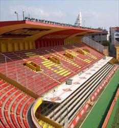 Ali Sami Yen Stadyumu Kapalı Tribün Saçak Uygulaması Ali Sami Yen Stadyumu Kapalı Tribün Saçak Uygulaması