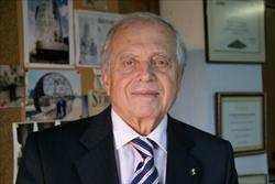 Yaşar Marulyalı: Yaşar Marulyalı: