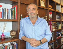 AE Mimarlık Yönetim Kurulu Başkanı Mimar Ahmet Erkurtoğlu AE Mimarlık Yönetim Kurulu Başkanı Mimar Ahmet Erkurtoğlu