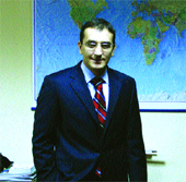 Tepe Betopan Satış ve Pazarlama Müdürü Mehmet Özmercan: Tepe Betopan Satış ve Pazarlama Müdürü Mehmet Özmercan: